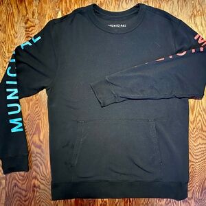 Municipal Trophy Crew Sweatshirt w/ Pouch - L